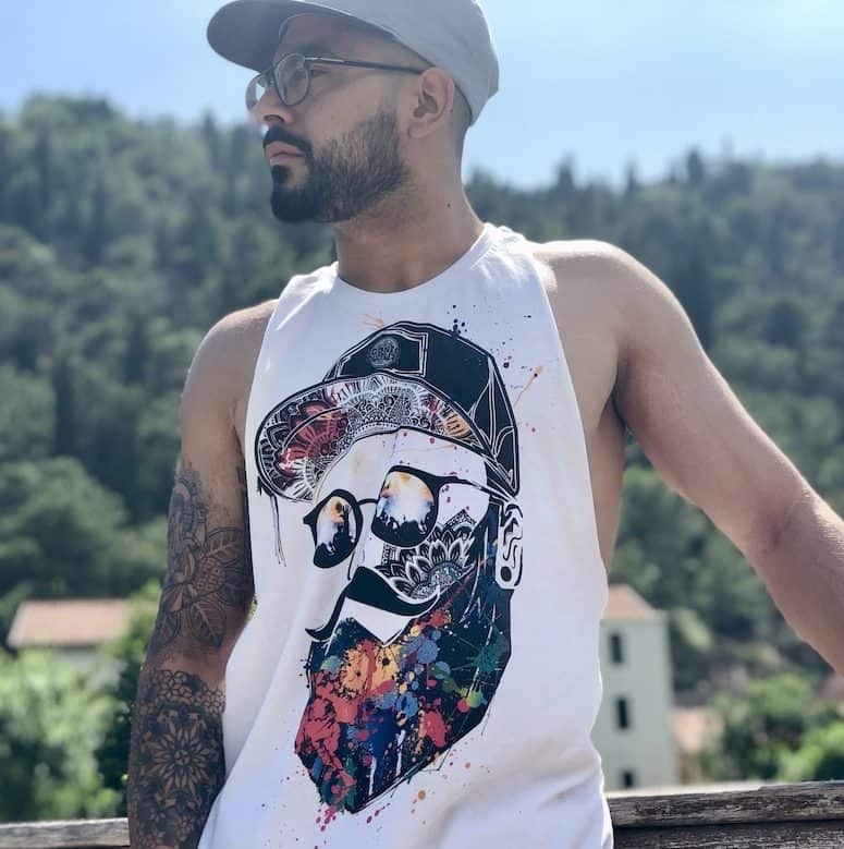 Hipster Extended Hem White Vest – X-Large