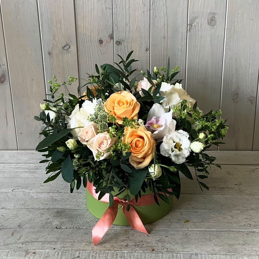 Hatbox Flowers in Peaches and Creams Large – Blooming Amazing