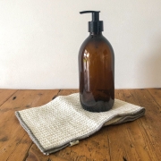 Amber Brown Glass Bottle With Black Pump 500ml – The Little House Shop