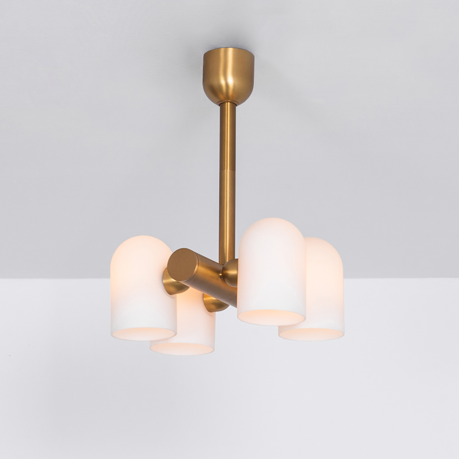 Odyssey 4 – Pendant Lacquered Burnished Brass – Schwung – Indor