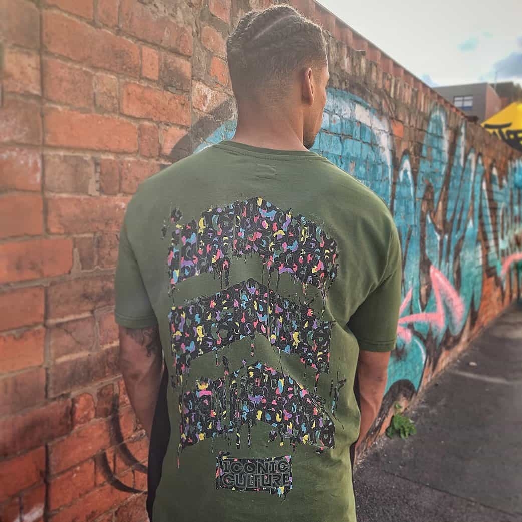 Green Drip Chevron Panel Tee – Large