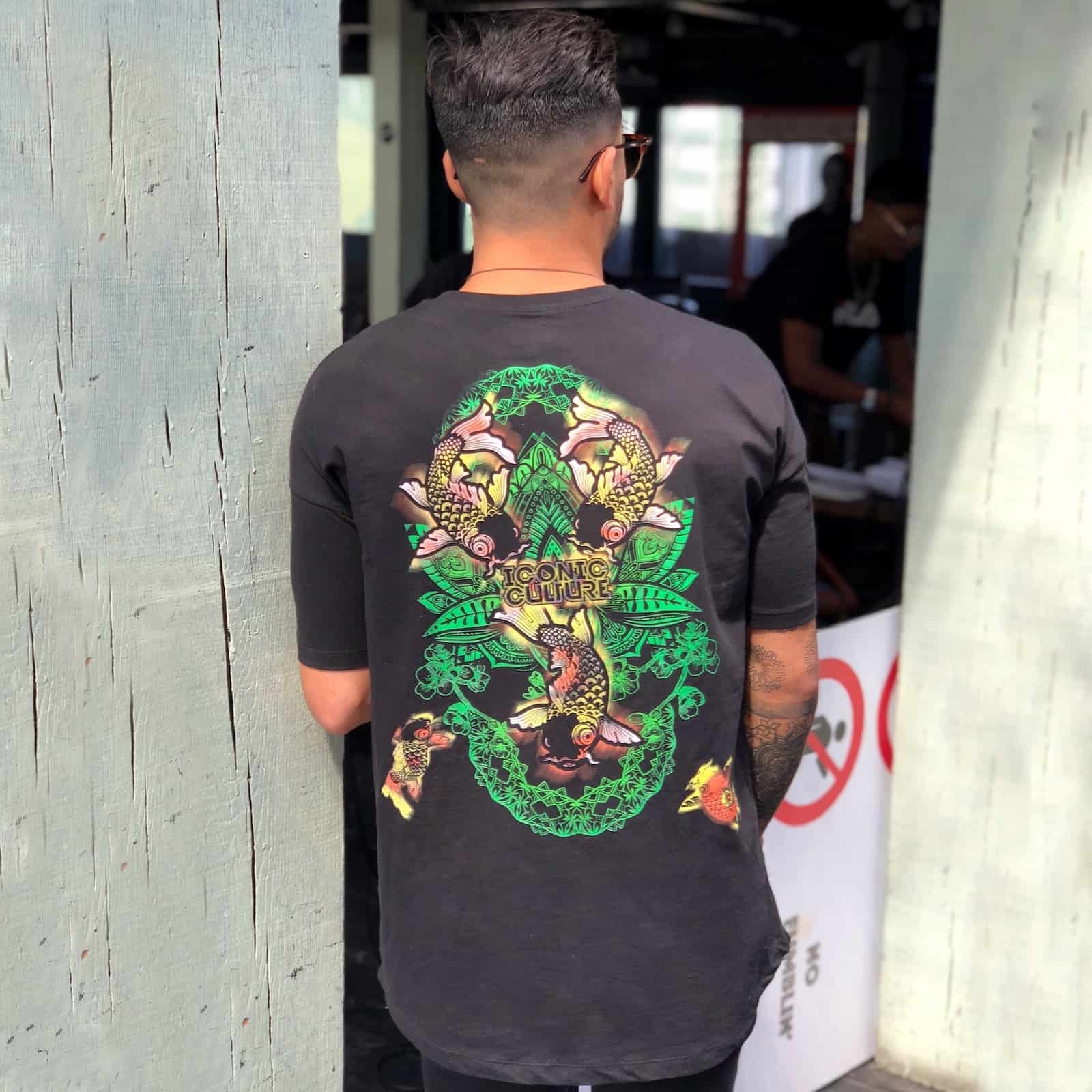 Oriental Fish Black Oversized Tee – Medium