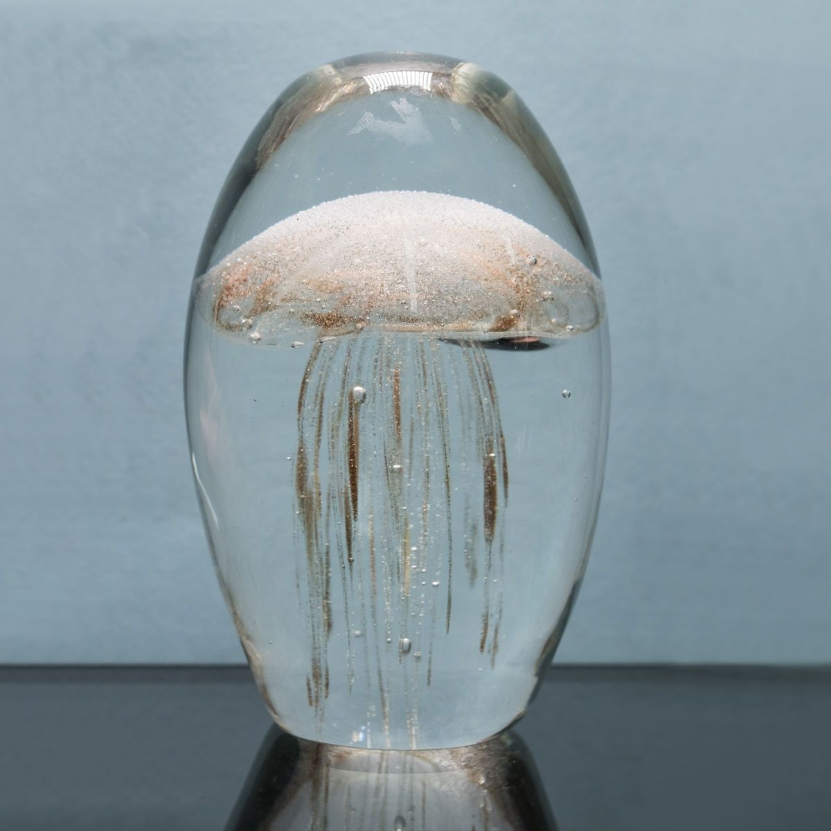 Gold Jellyfish Paperweight – 11cm x 7cm x 7cm