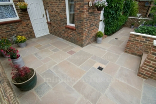 Autumn Brown Mixed Size Patio Paving Stone Pack 22mm Calibrated, Antiqued Tumbled 18.5m² – Indian Sandstone – £20.49 Per M² – Infinite Paving