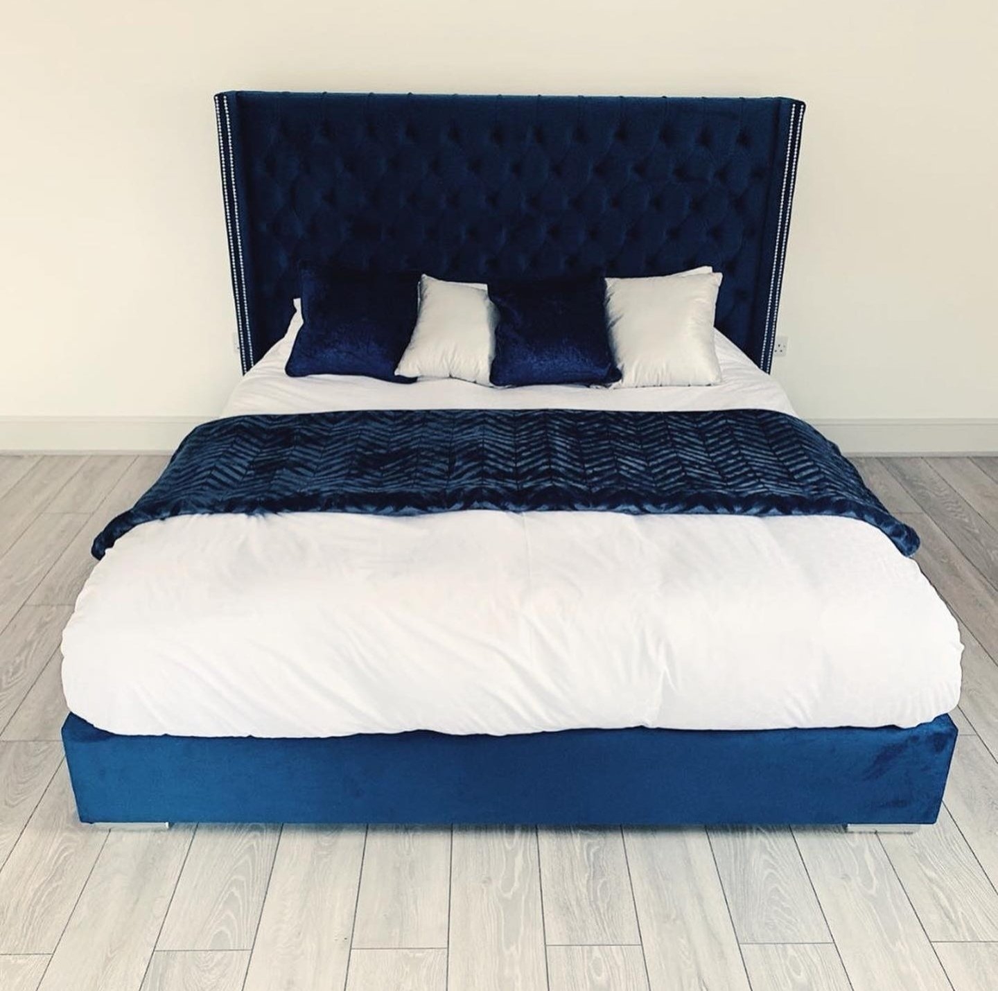 Grand Arthur Bed – Furniture Bunny