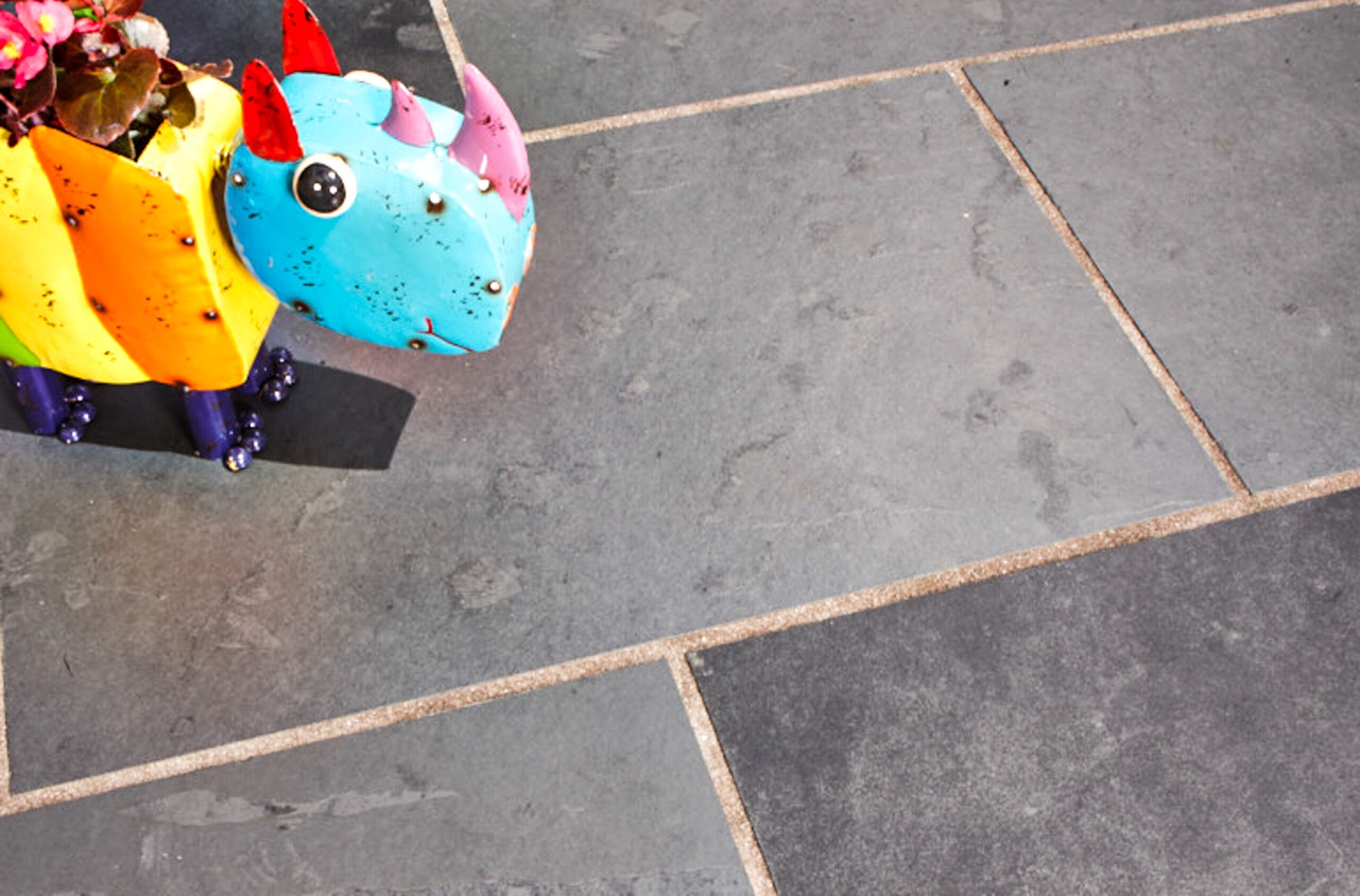 Brazilian Black Slate Machine-Cut Sides – 800 x 500mm x 20mm – Paving Slabs – Stone Traders