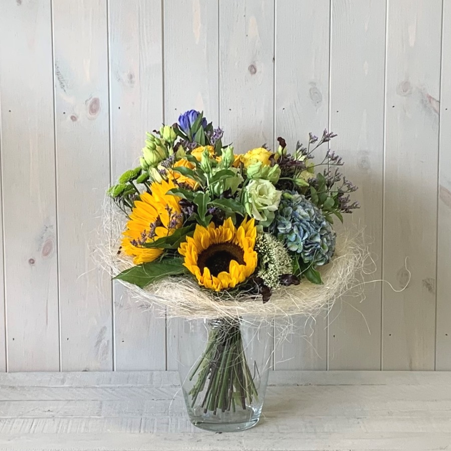 Summer Sunflowers in Sisal Frame Standard – Blooming Amazing