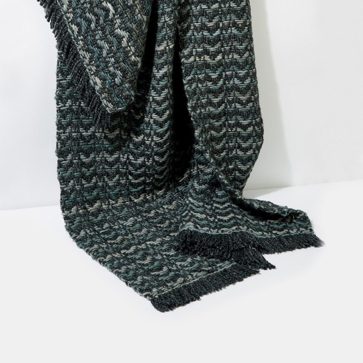 Lucilla Scarf Throw in Black / Grey – Luxury Marino Wool – Fairtrade & Sustainable – Alpaca & Hand Loomed – Aessai