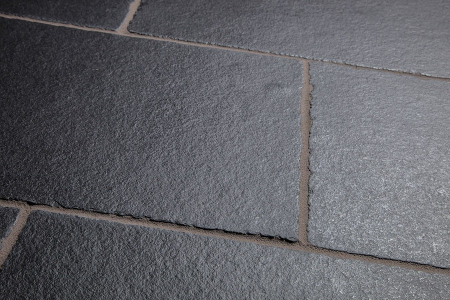 Cuddapah Black Limestone Tumbled – 200 x 100mm x 30mm – Paving Slabs – Stone Traders