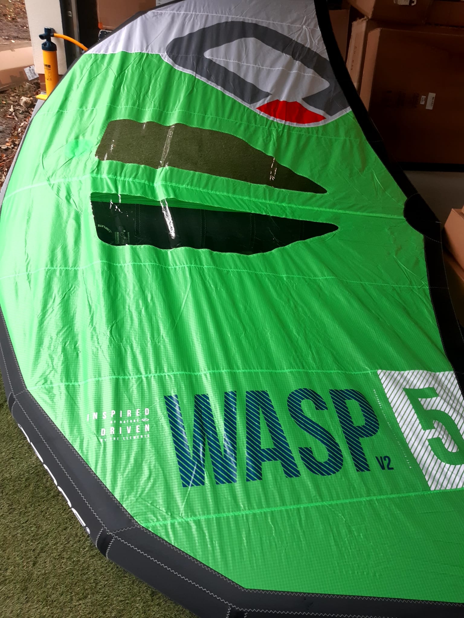 Ex Demo Ozone Wasp V2 5m (as new!) – The Foiling Collective