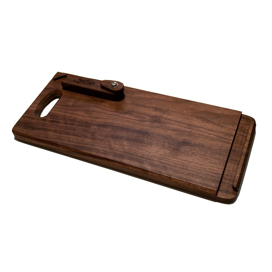 Walnut Breadboard – Right Handed – JonoKnife