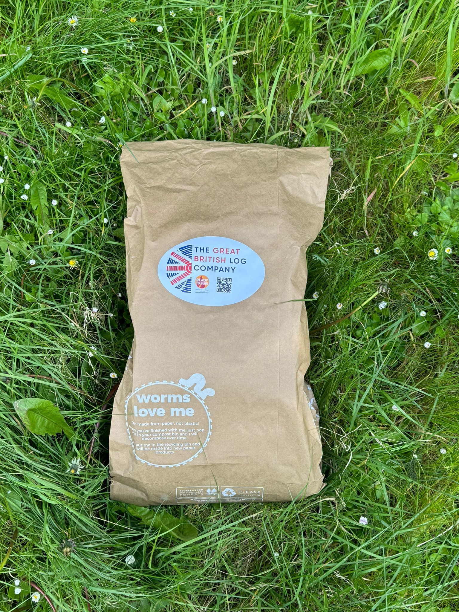 Kiln Dried Logs In Fully Recyclable Bags – 40L – 1 Net – Ready To Burn Assured – 40L – The Great British Log Company