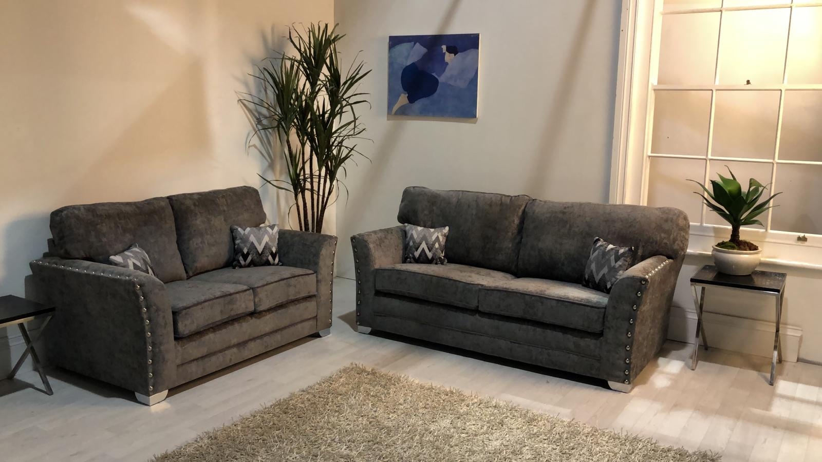 Essex Fullback Sofa – Furniture Bunny