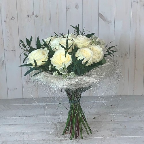White Rose Flower Bouquet – Blooming Amazing