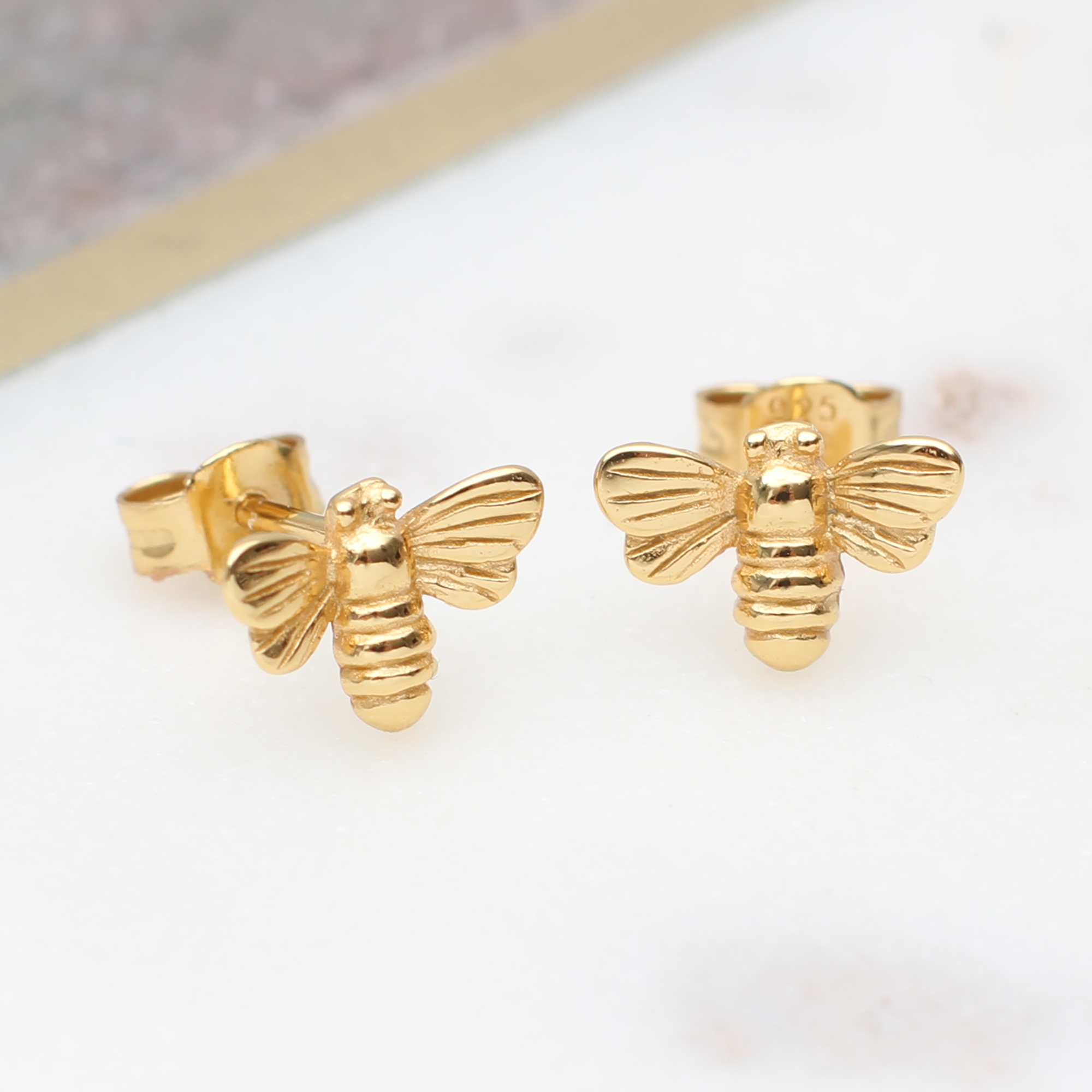 Mini 18ct Gold Plated Bee Stud Earrings – Hurley Burley
