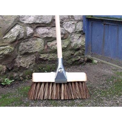 13″ Saddle Back Bass/Cane Mix Yard Brush Stiff Sweeping Broom for Outdoor Use