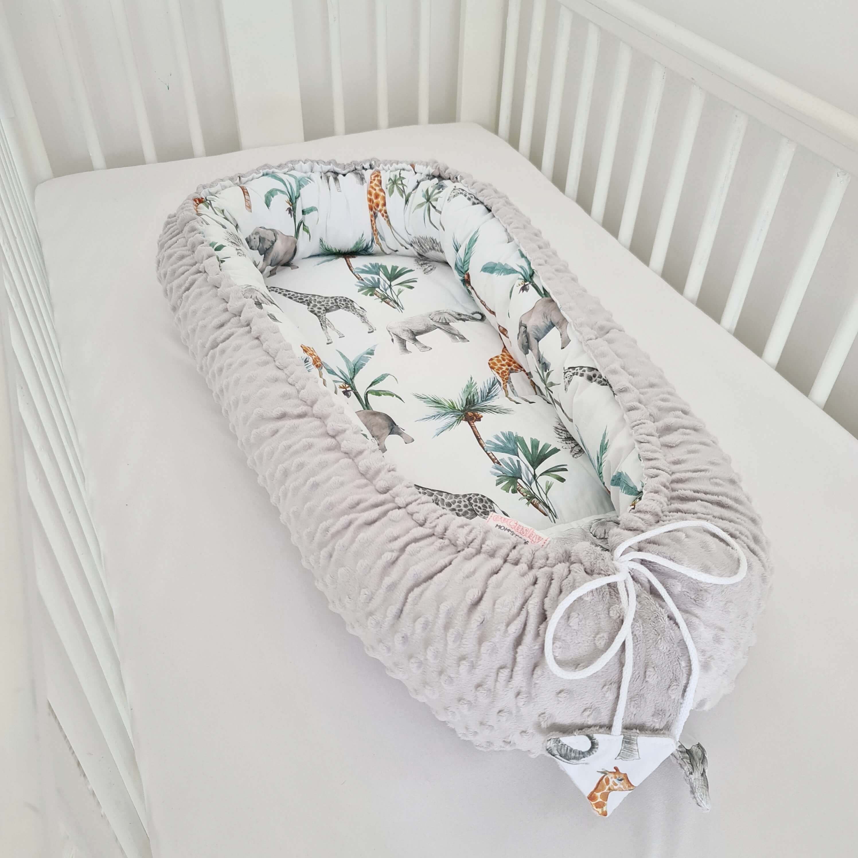 Baby Pod Deluxe Cosy Safari Green – Mint – Grey – Pod Deluxe – Grey Back – evCushy