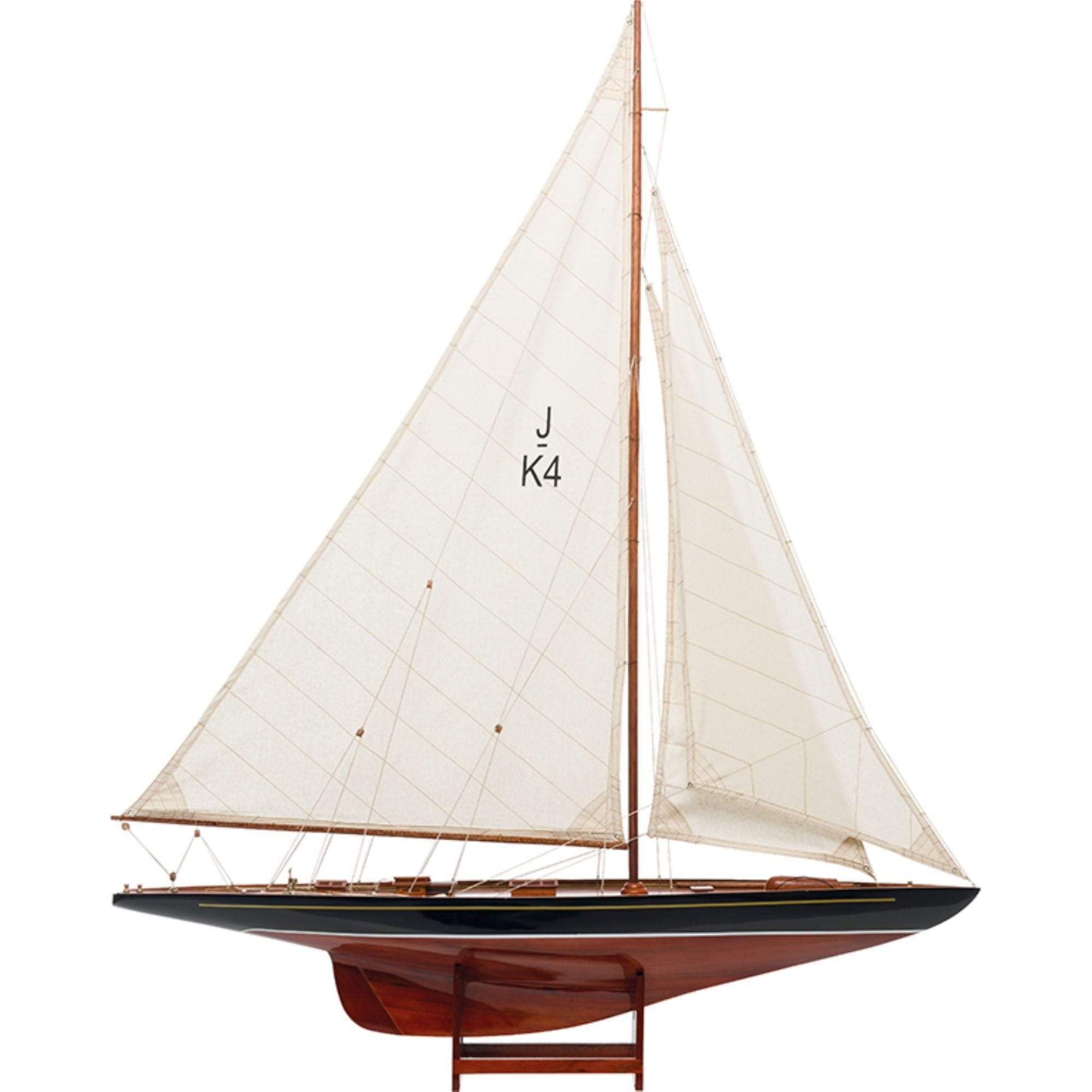 Endeavour Lux – Model Boat – L:66cm – H:91cm