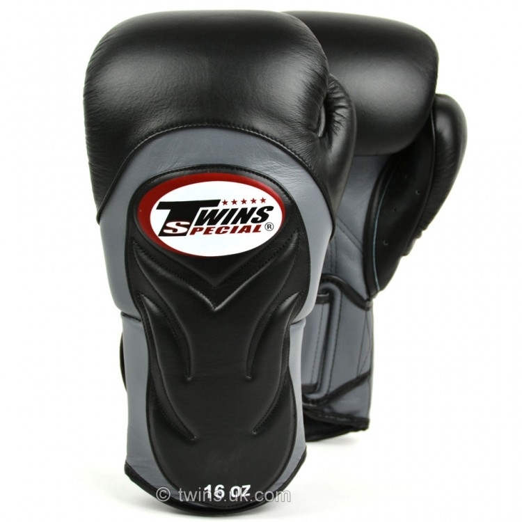 Twins Deluxe Sparring Boxing Gloves