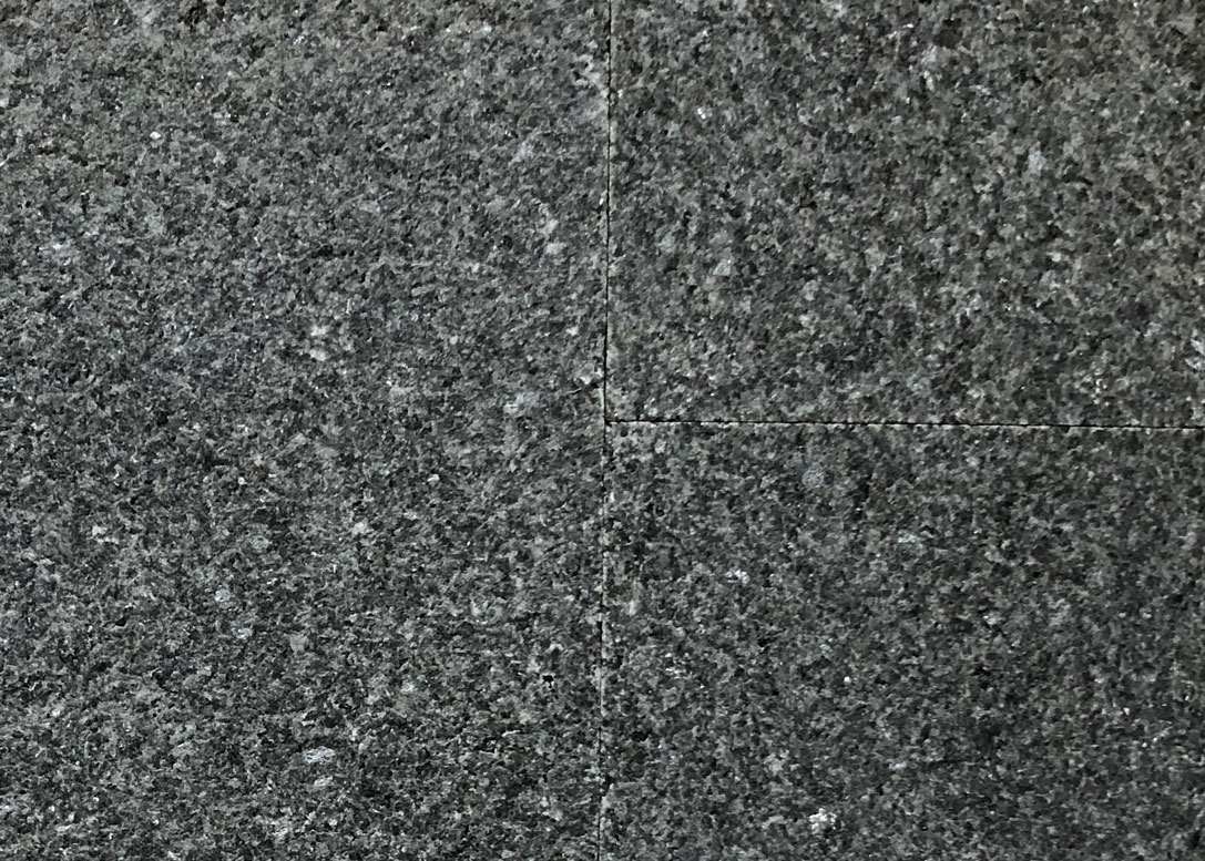Black Granite Flamed 900×600 mm Paving Stone Pack 20mm 17.5m² – £41.09 Per M² – Infinite Paving