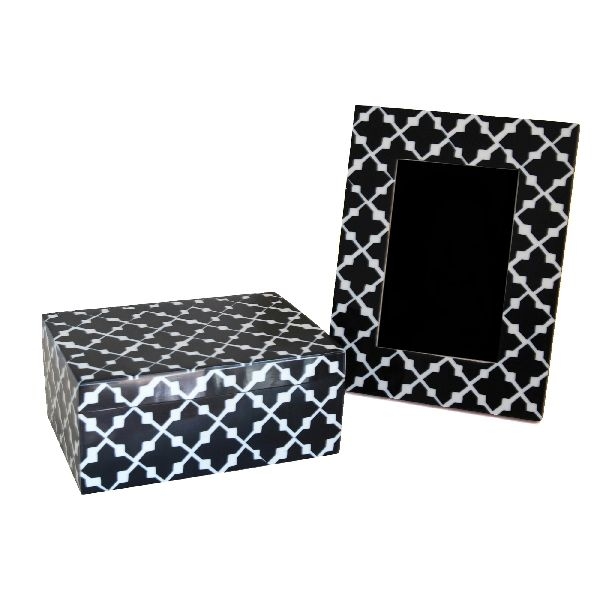 Knobbles & Bobbles – Patterned Box And Frame Set – Black – Resin / Wood – 17.5 x 7.5 x 13cm – Variant 23572