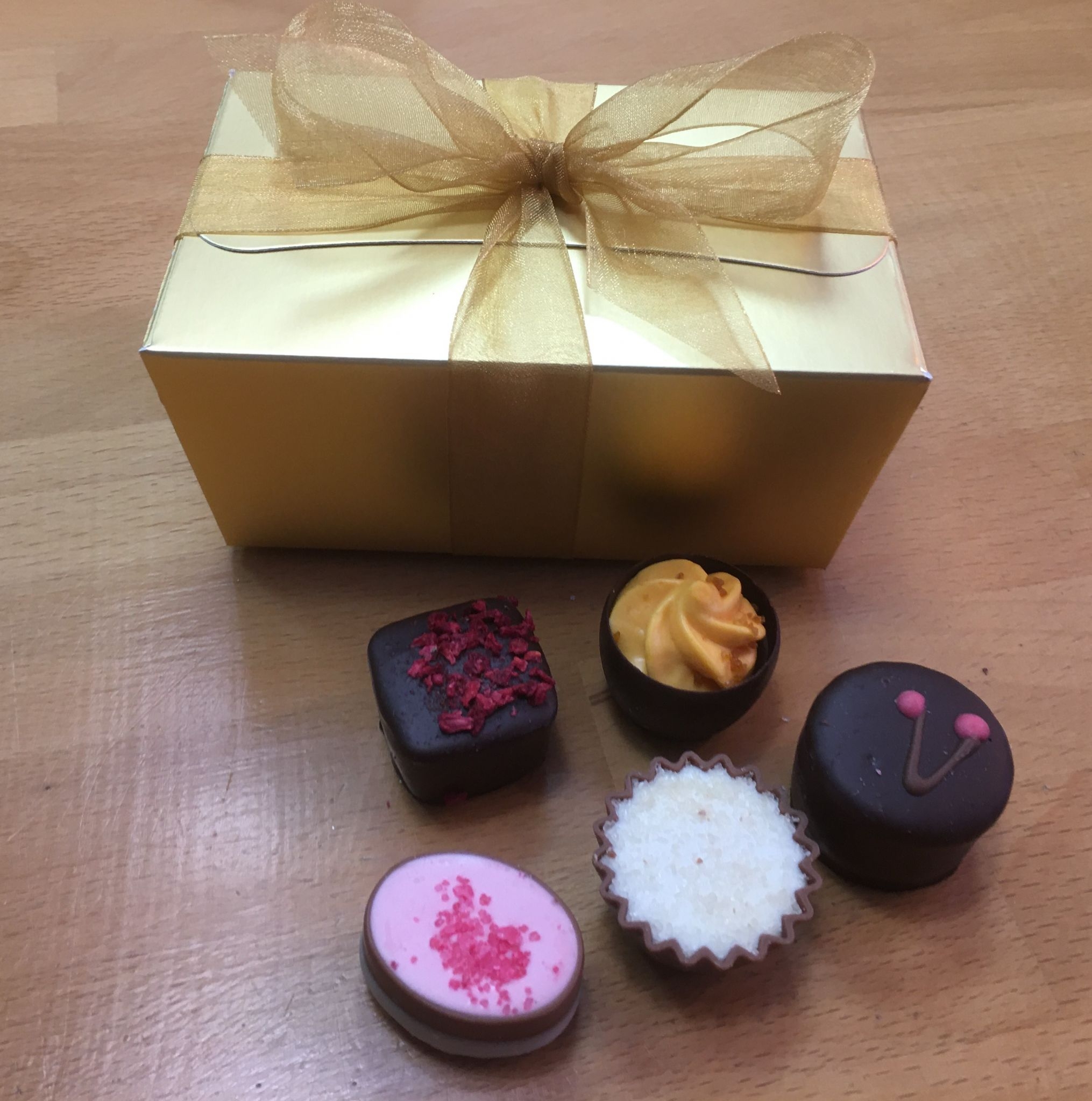 Box of 8 Chocolates – Confection Affection