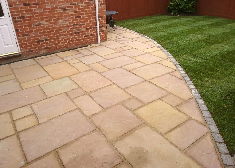 Cotswold Yellow 600x600mm Paving Stone Pack 22mm Calibrated 18.5m² – Indian Sandstone – £20.76 Per M² – Infinite Paving
