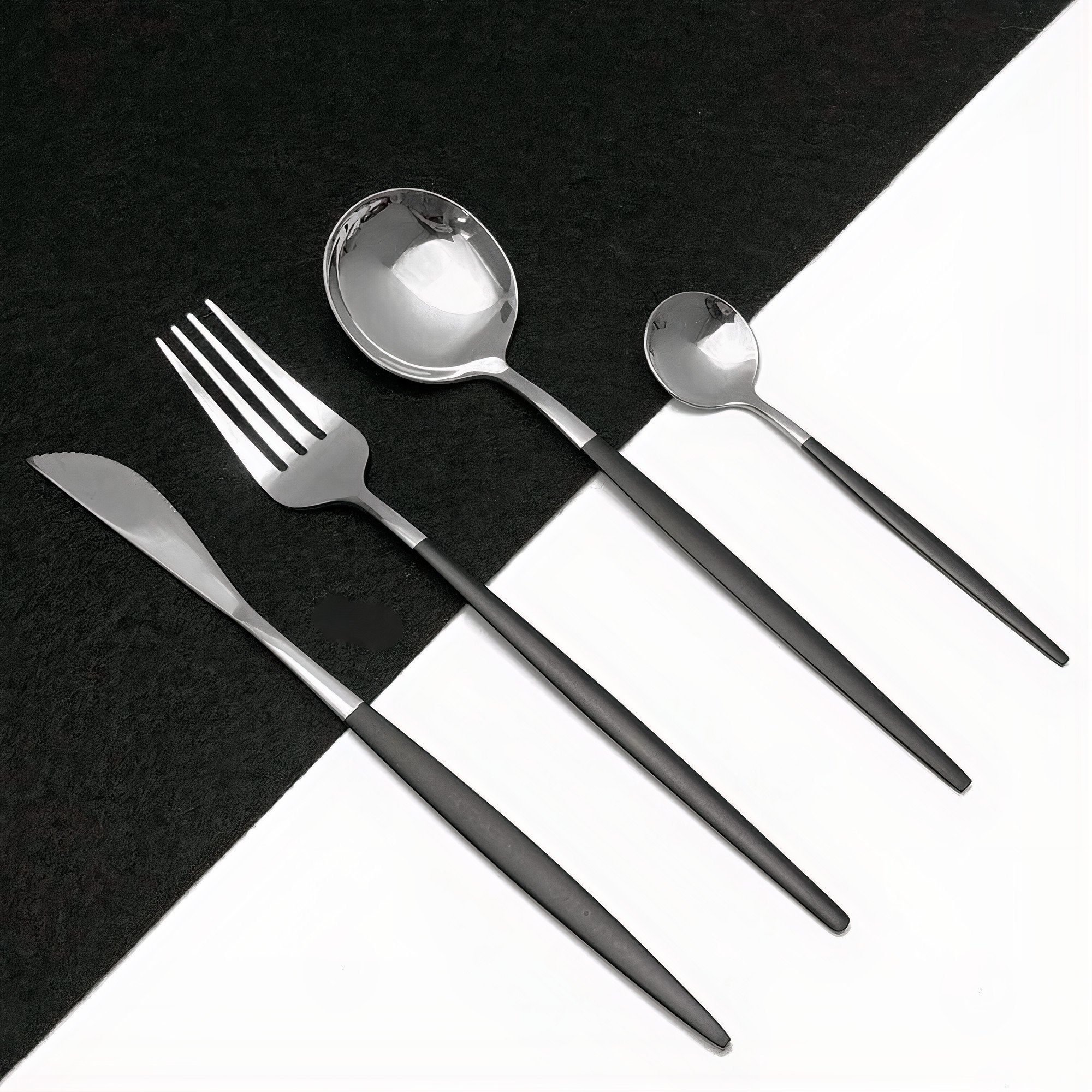 Luxe 24-Piece Two-Tone Cutlery Collection – Black / Silver – Metal – The Trouvailles