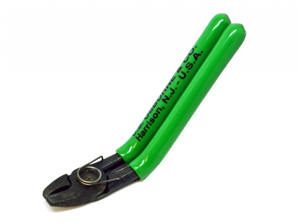 H.Webber – Angled Hog Ring Pliers (Closing Spring) – Green Colour – Textile Tools & Accessories