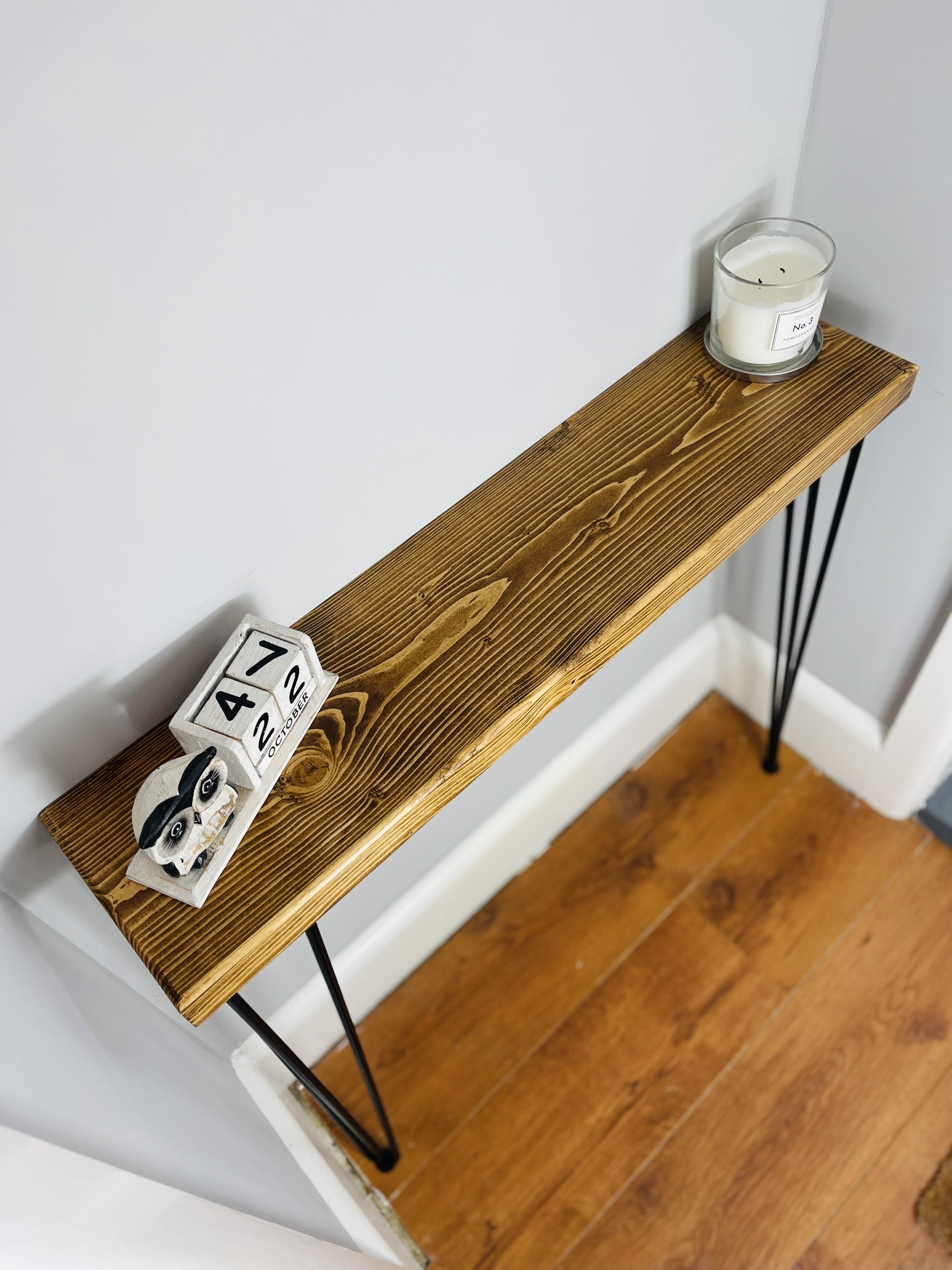 Sandsfoot Console Table – Curved Edging – 60cm