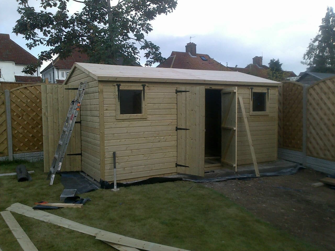 20 x 10ft Wooden Tanalised Ultimate Garden Shed / Office / Garage 19mm Tounge & Groove