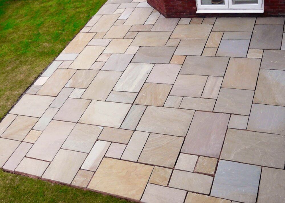 Camel Dust Mixed Size Patio Paving Stone Pack 18-25mm 18.5m² – Indian Sandstone – £17.24 Per M² – Infinite Paving