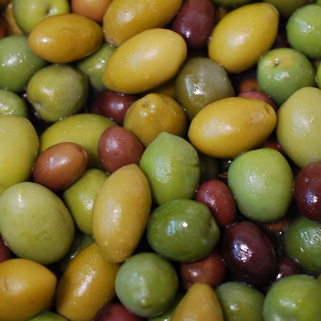 Olives – Large Deli Tub