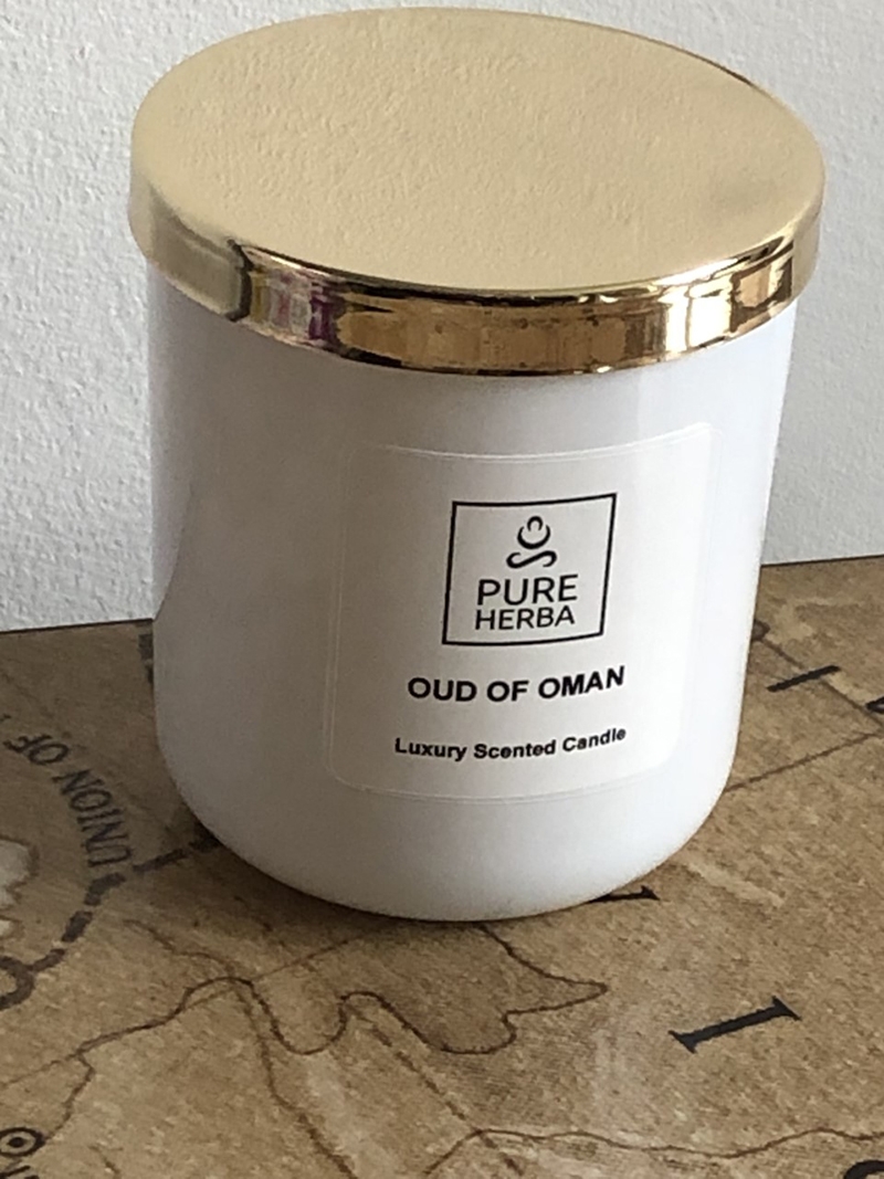Oud of Oman Candle – 100% Natural & Ethical – No Harsh Chemicals – Pure Herba