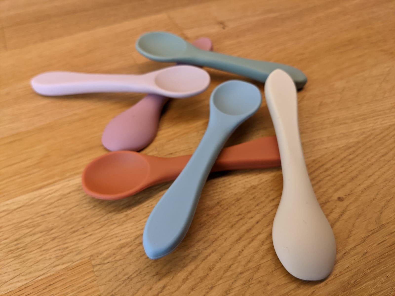 Silicone Baby Spoons (Set of Three) Blue – Children’s Silicone Tableware – Tiny Roo