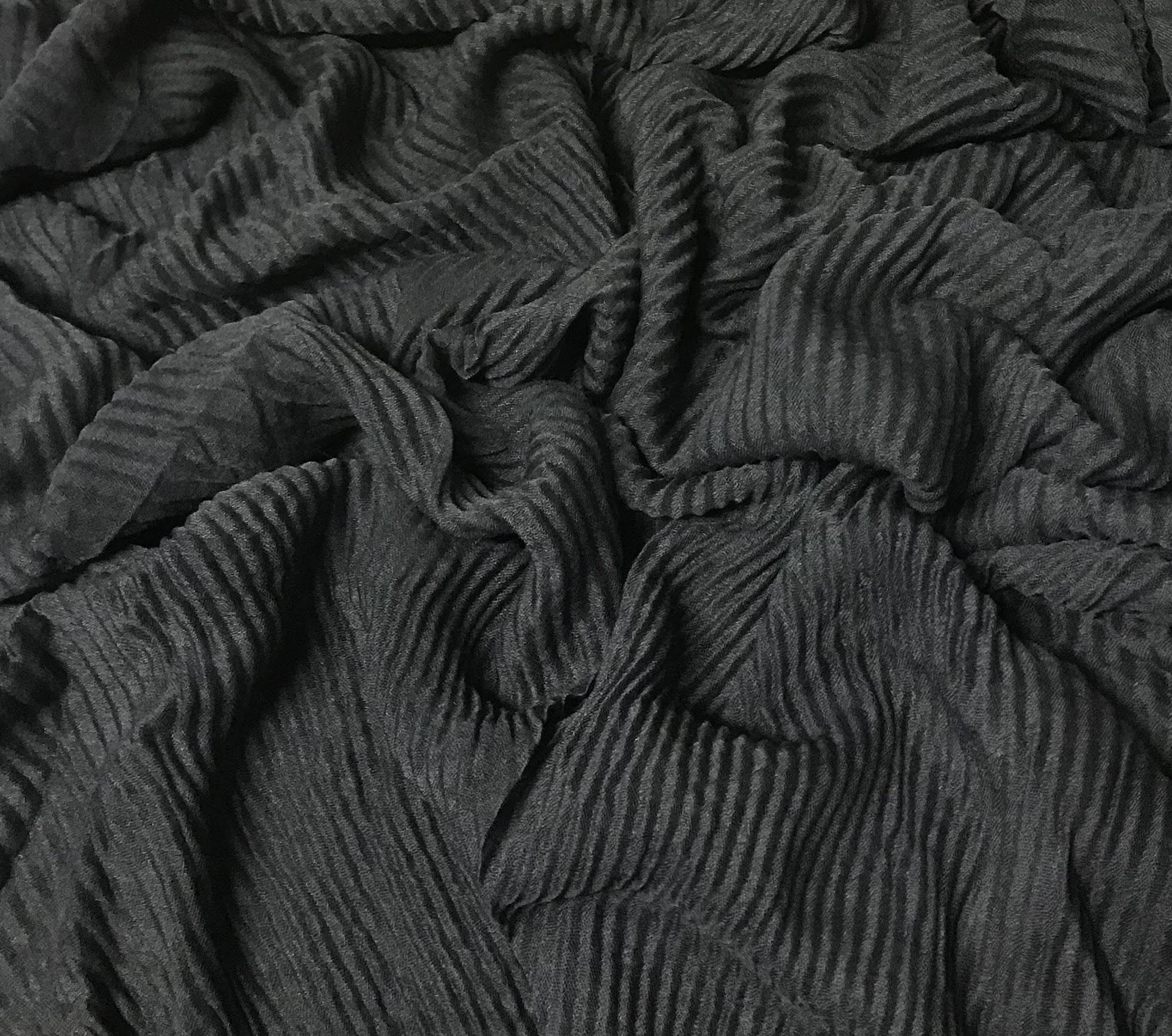 Charcoal Grey Wave Hijab