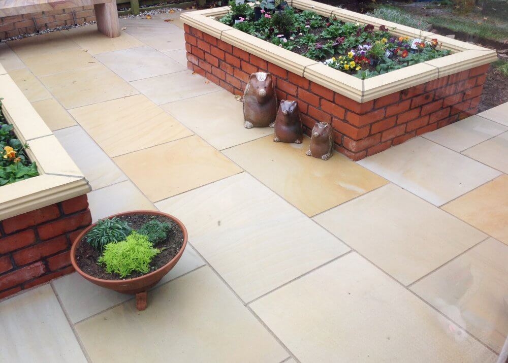 Sawn Yellow Mint Honed Mixed Patio Pack 22mm 20m² – Infinite Paving